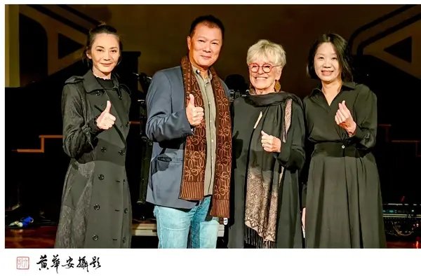 Sophia Huang with guests at an IPAC event